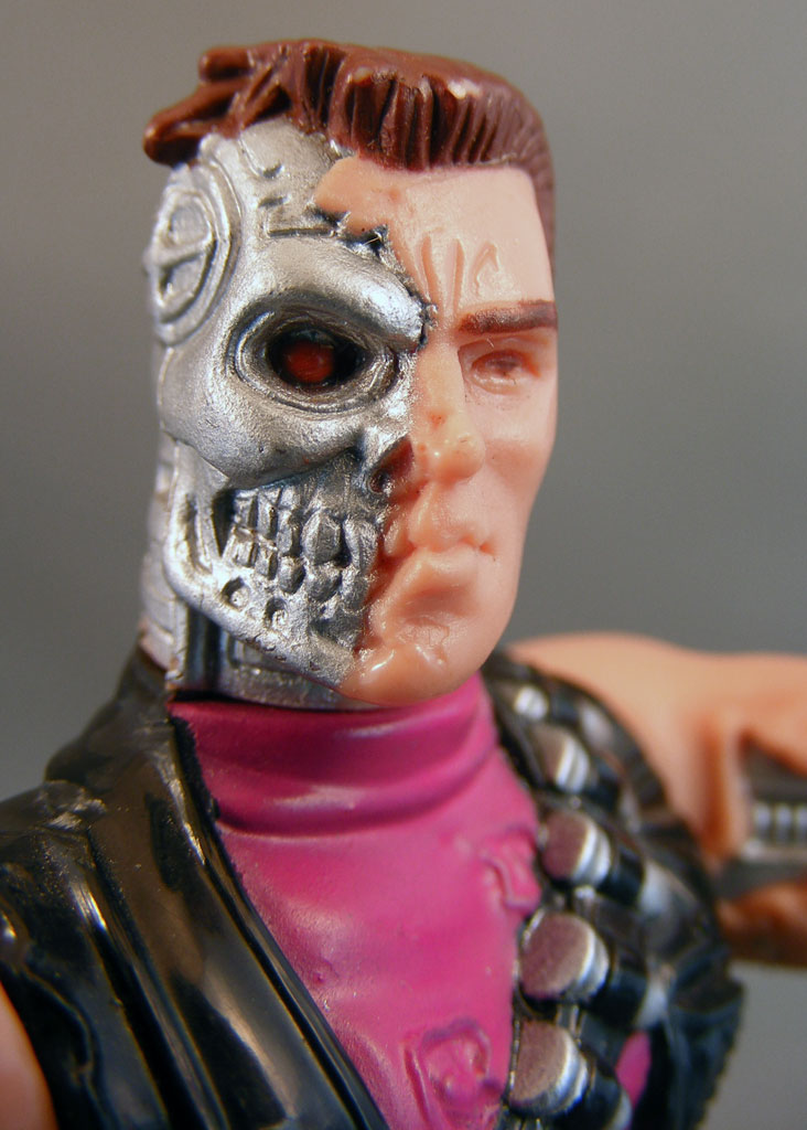 Poe-File > Power Arm Terminator (Kenner, Terminator 2, 1991) – Poe  Ghostal's Points of Articulation